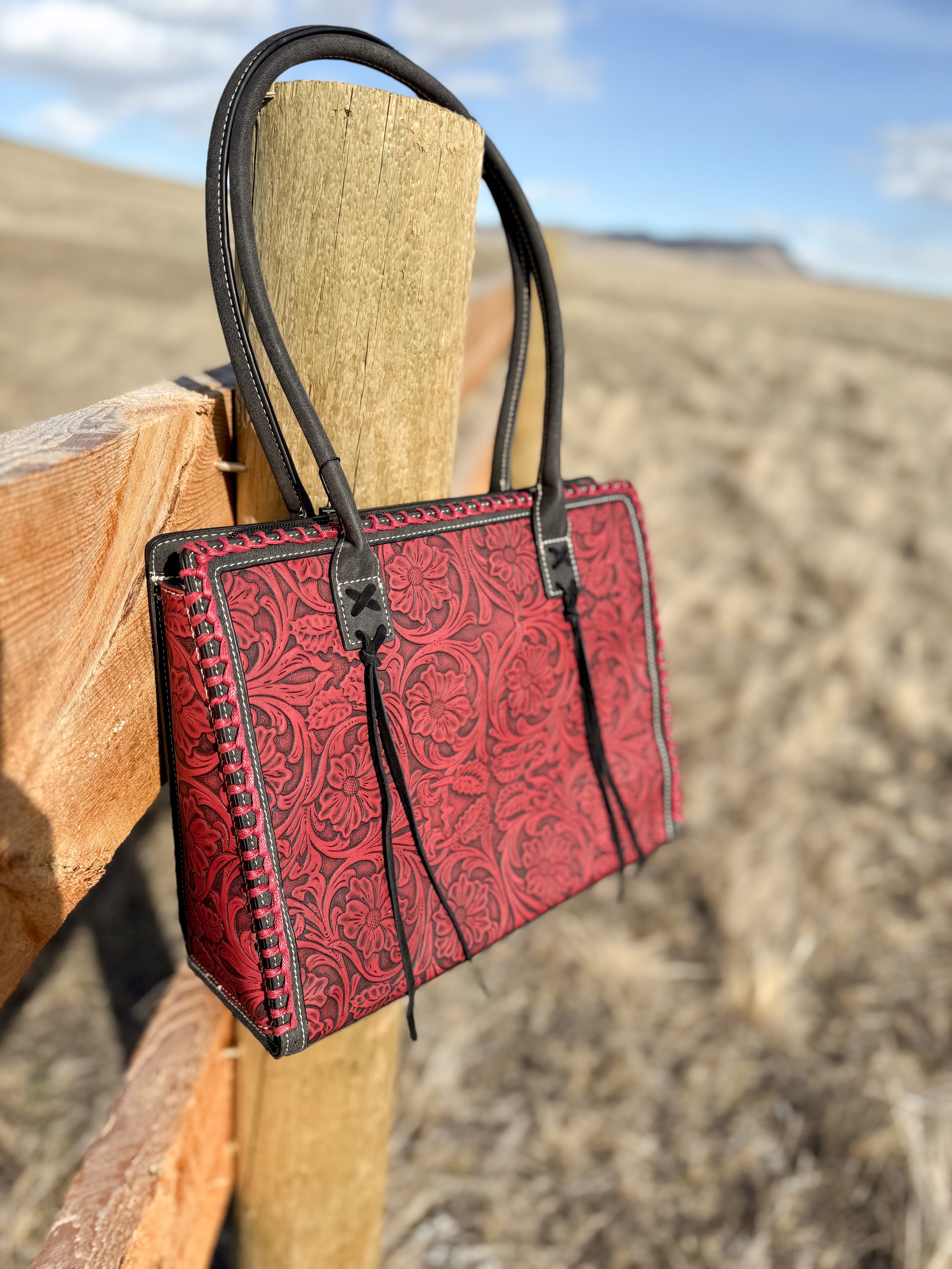 The Beth Shoulder Bag