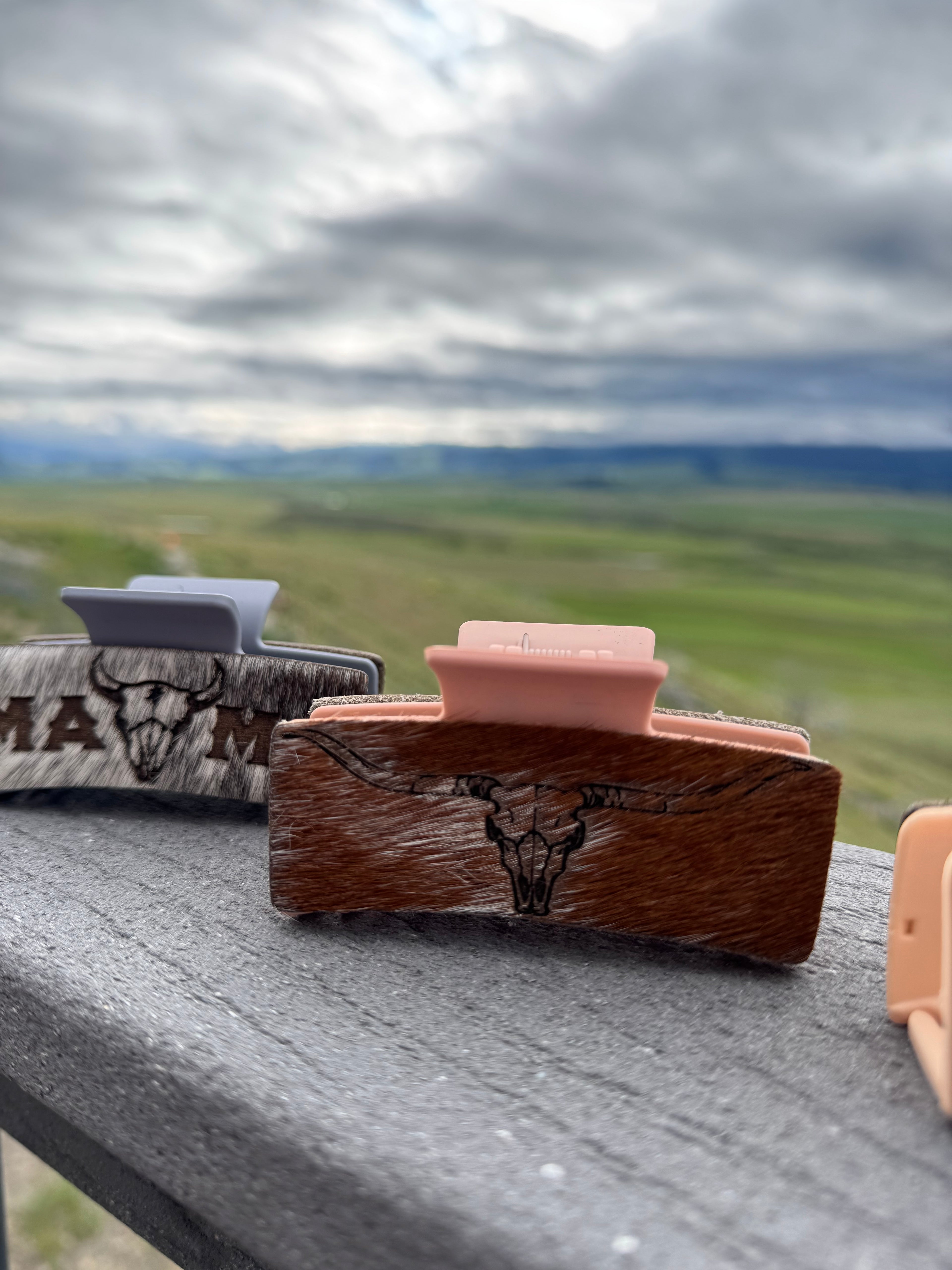 Cowhide Claw Clip - Medium
