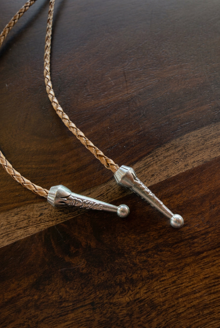 Agate Moon Bolo Tie