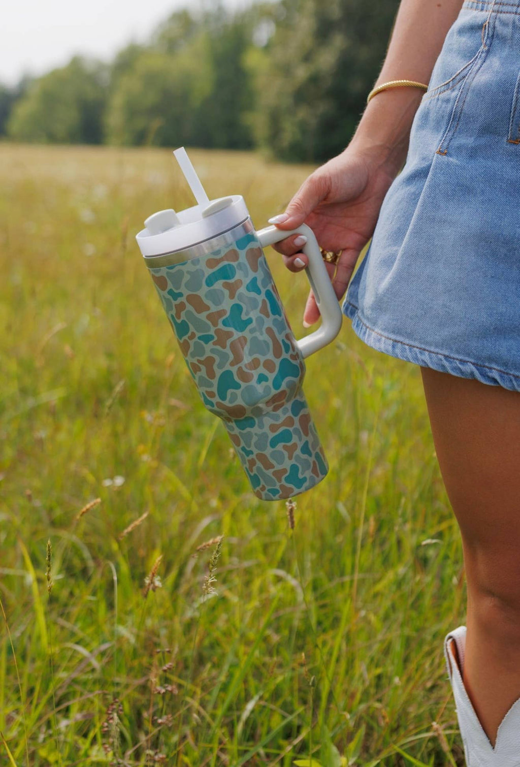 Camo Tumbler with Handle